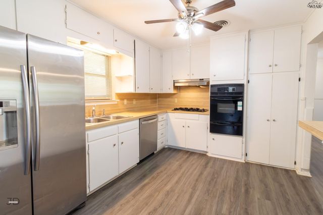 1933 PAWHUSKA DRIVE, Wichita Falls, TX 76309