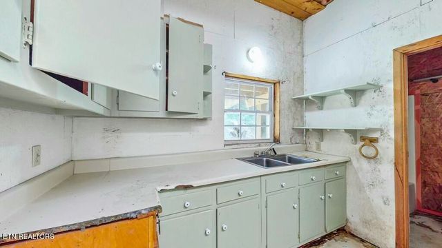 772 Goose Creek, Seymour, TN 37865