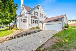 512 COLLE STREET, Luxemburg, WI 54217