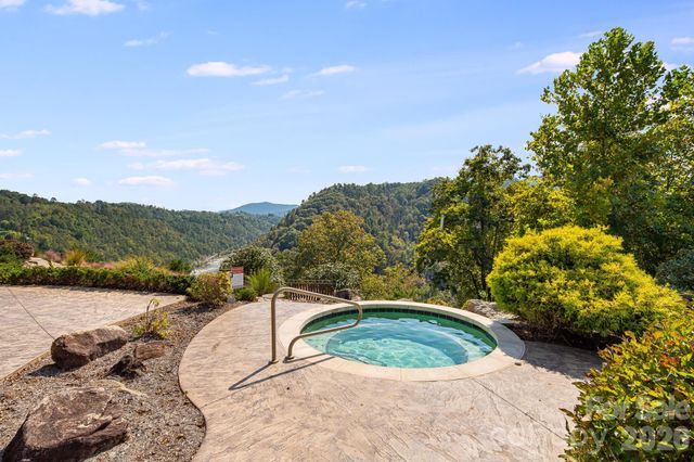 76 Dancing Wind Lane, Marshall, NC 28753