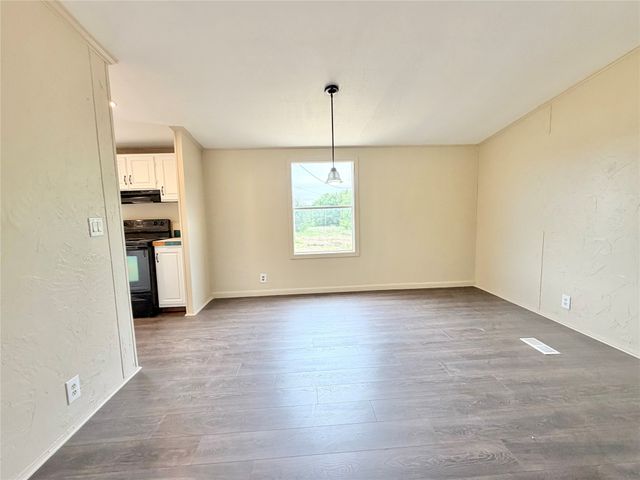 9721 Limestone Court, Joshua, TX 76058