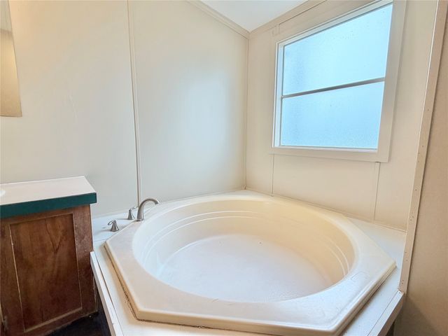 9721 Limestone Court, Joshua, TX 76058