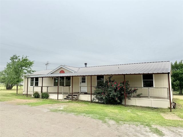 9721 Limestone Court, Joshua, TX 76058