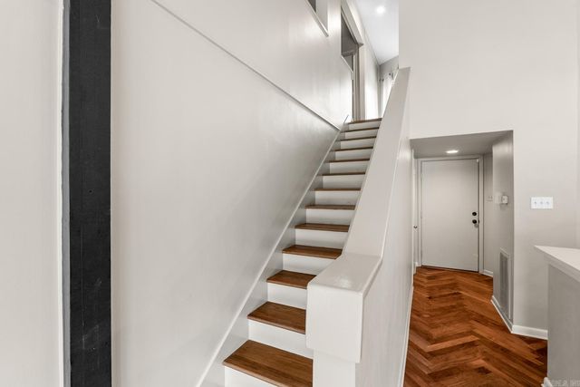 2510 Riverfront Dr Apt 5, Little Rock, AR 72202