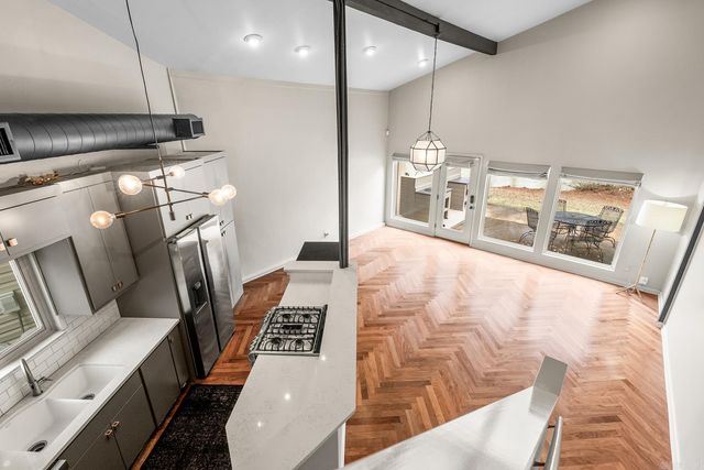 2510 Riverfront Dr Apt 5, Little Rock, AR 72202