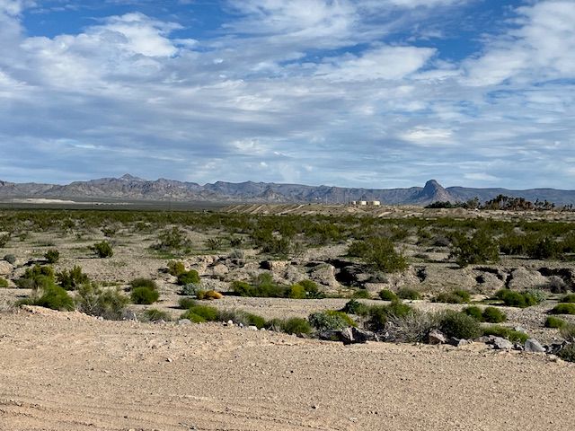 4926 S Mesa Verde Drive, Fort Mohave, AZ 86426