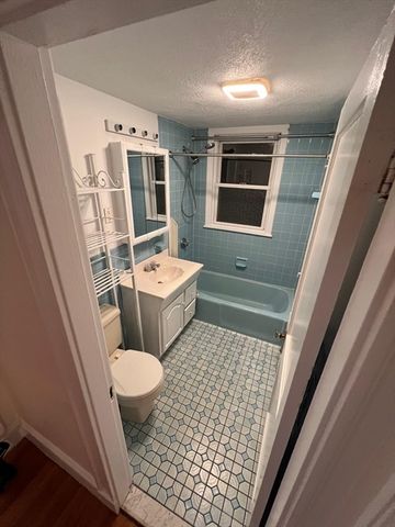 125 Pleasant St 2, Watertown, MA 02472