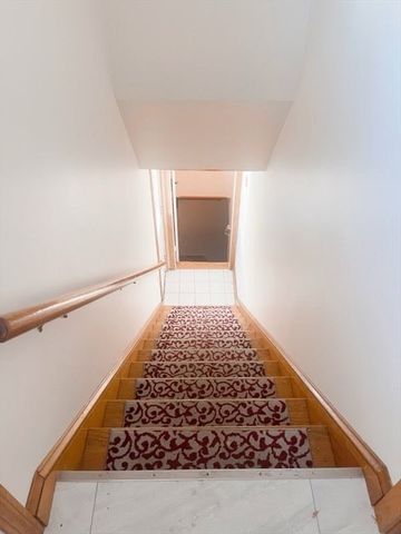 125 Pleasant St 2, Watertown, MA 02472