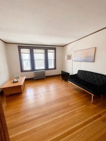 125 Pleasant St 2, Watertown, MA 02472