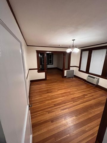 125 Pleasant St 2, Watertown, MA 02472