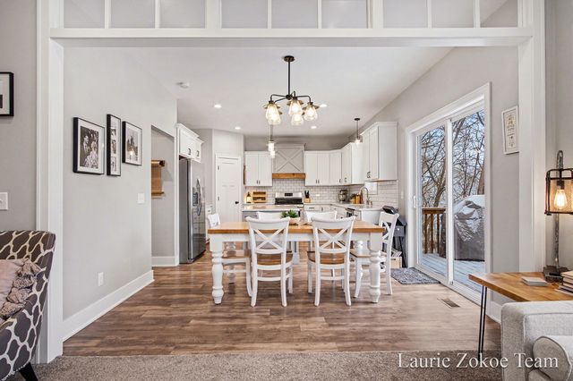 671 Leonard Street Nw, Tallmadge Twp, MI 49534