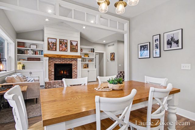 671 Leonard Street Nw, Tallmadge Twp, MI 49534