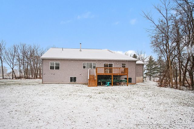 671 Leonard Street Nw, Tallmadge Twp, MI 49534