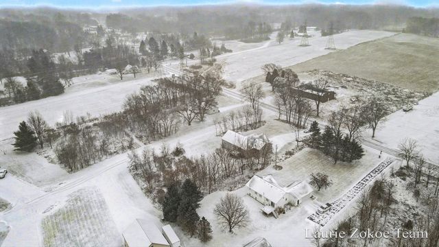 671 Leonard Street Nw, Tallmadge Twp, MI 49534