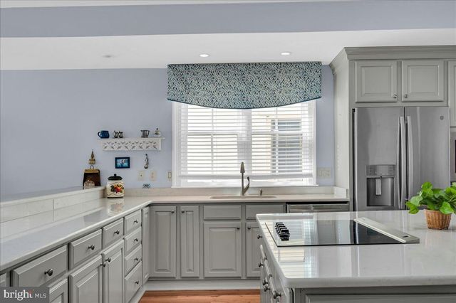 258 E 2ND ST, New Castle, DE 19720