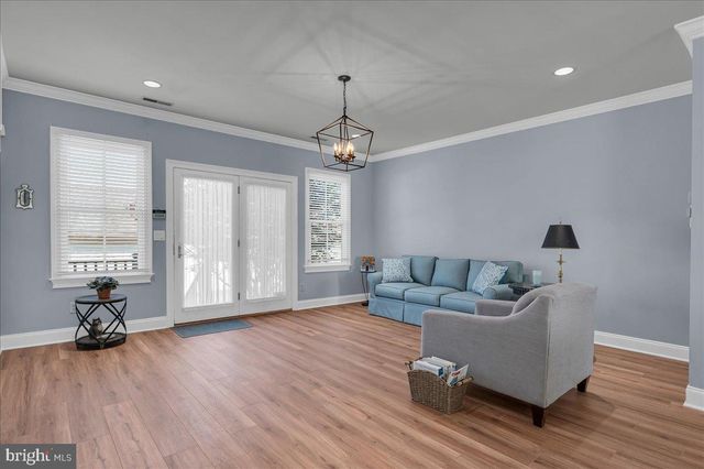 258 E 2ND ST, New Castle, DE 19720