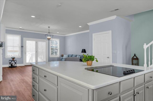 258 E 2ND ST, New Castle, DE 19720