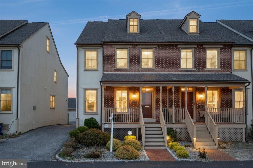 258 E 2ND ST, New Castle, DE 19720