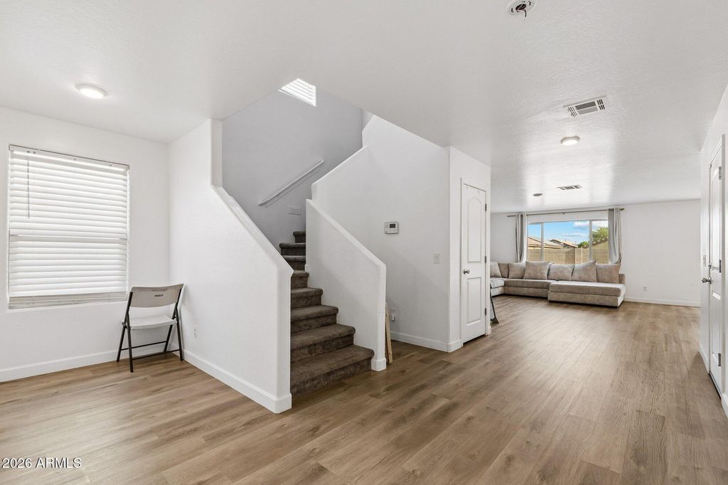 17145 W STRAIGHT ARROW Lane, Surprise, AZ 85387 — photo 3