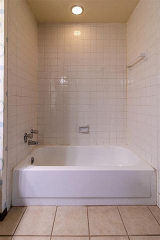4400 Hemingway Drive 217, Oklahoma City, OK 73118