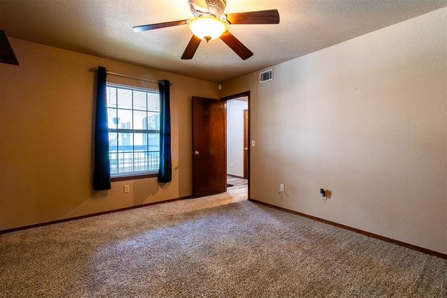 4400 Hemingway Drive 217, Oklahoma City, OK 73118