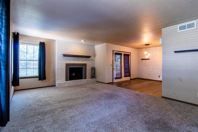4400 Hemingway Drive 217, Oklahoma City, OK 73118