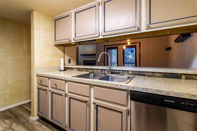 4400 Hemingway Drive 217, Oklahoma City, OK 73118