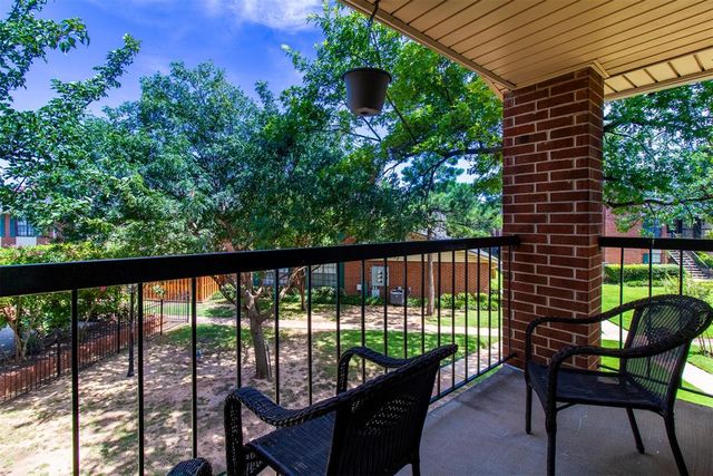 4400 Hemingway Drive 217, Oklahoma City, OK 73118