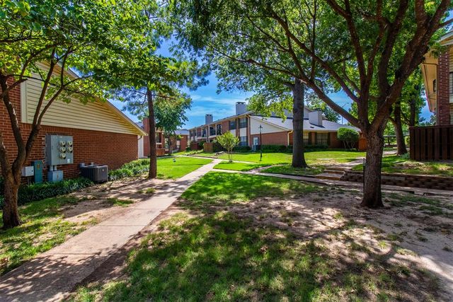 4400 Hemingway Drive 217, Oklahoma City, OK 73118