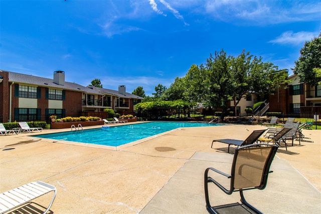 4400 Hemingway Drive 217, Oklahoma City, OK 73118