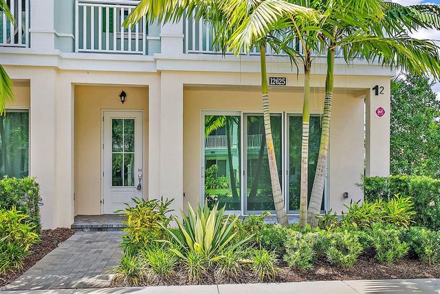 12625 MACHIAVELLI Way, Palm Beach Gardens, FL 33418