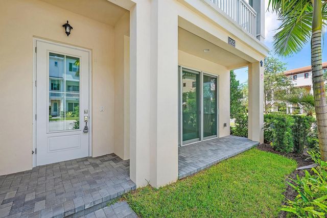 12625 MACHIAVELLI Way, Palm Beach Gardens, FL 33418