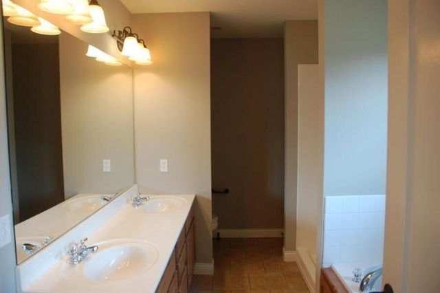 3206 ELEPHANT DR, Columbia, MO 65202