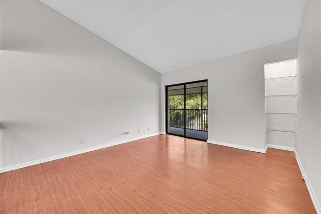 2578 Riverside Dr 421, Coral Springs, FL 33065