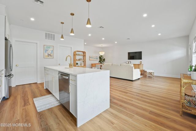 33 Hamilton Avenue Unit 3, Seaside Heights, NJ 08751