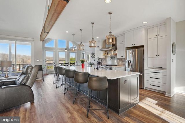 6800 LAKE POINTE DR, Mineral, VA 23117