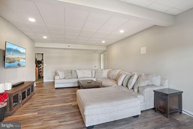 6800 LAKE POINTE DR, Mineral, VA 23117