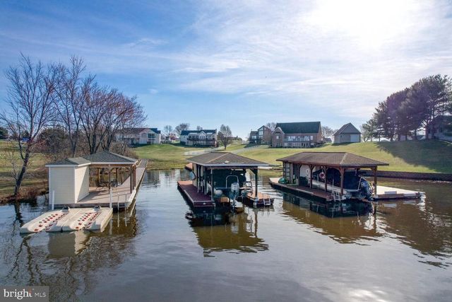 6800 LAKE POINTE DR, Mineral, VA 23117