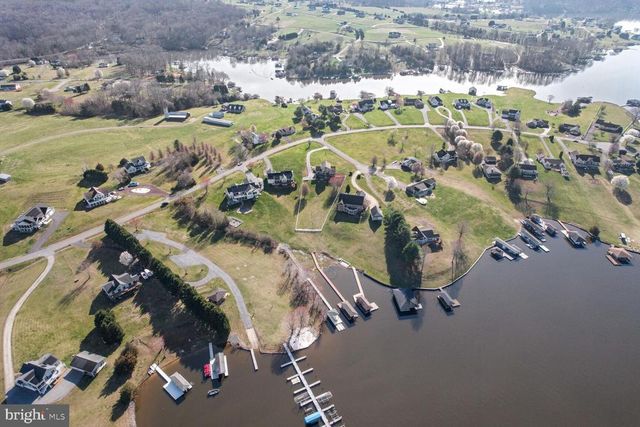 6800 LAKE POINTE DR, Mineral, VA 23117