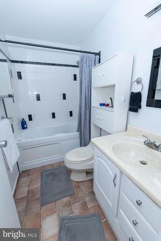 6 CHELMSFORD, Marlton, NJ 08053