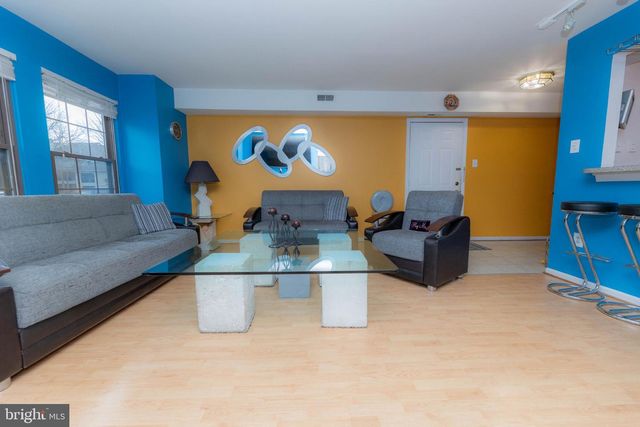 6 CHELMSFORD, Marlton, NJ 08053