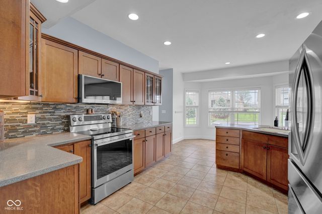 3806 Sycamore Bend Way S, Columbus, IN 47203
