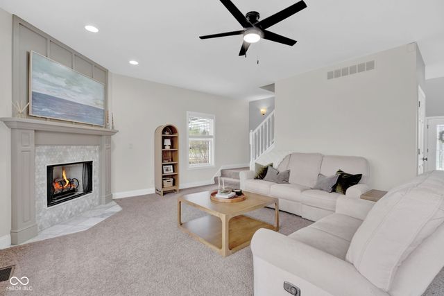 3806 Sycamore Bend Way S, Columbus, IN 47203