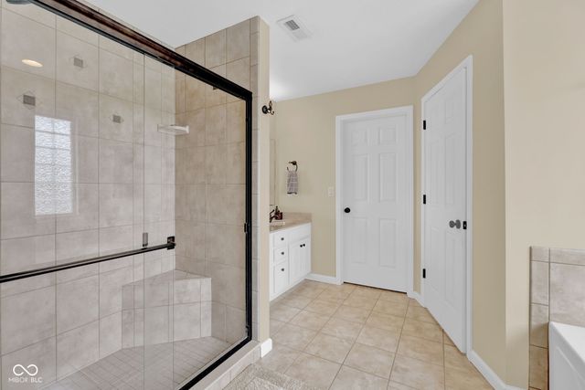 3806 Sycamore Bend Way S, Columbus, IN 47203