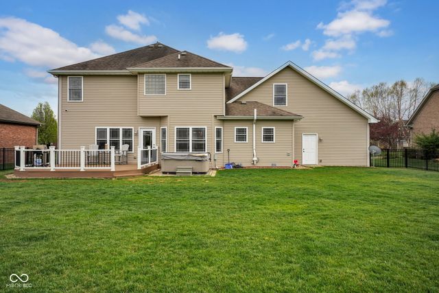 3806 Sycamore Bend Way S, Columbus, IN 47203