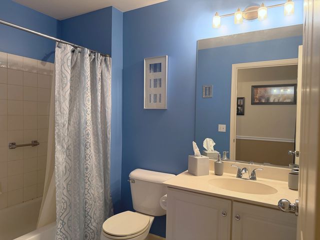 1150 Hawthorne Lane 1150, Elk Grove Village, IL 60007