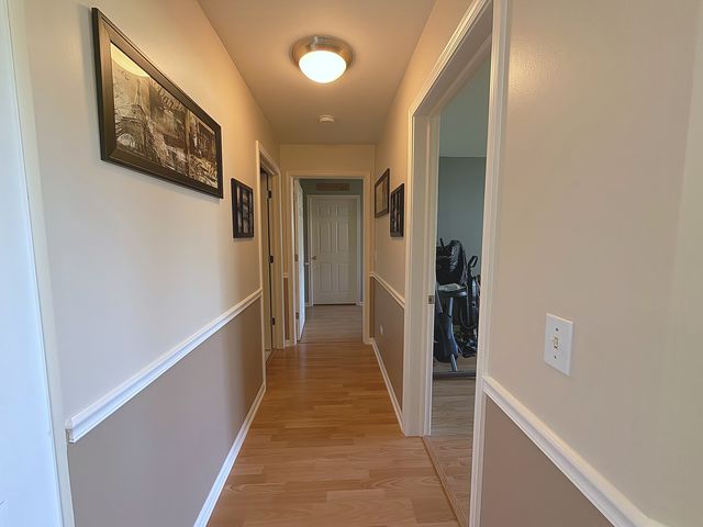 1150 Hawthorne Lane 1150, Elk Grove Village, IL 60007