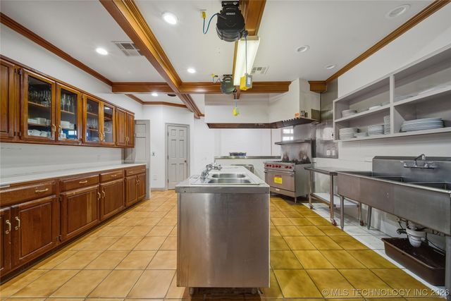 38009 US Hwy 75, Ramona, OK 74061