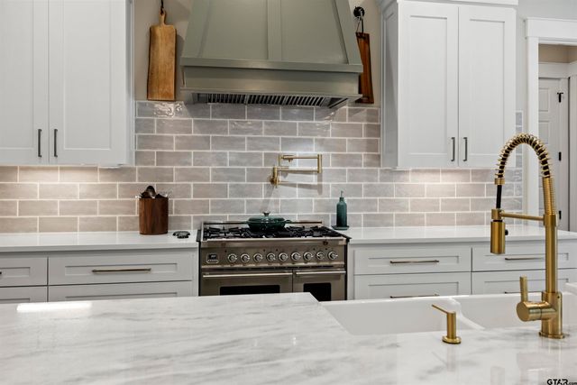 23316 FM 1995, Lindale, TX 75771