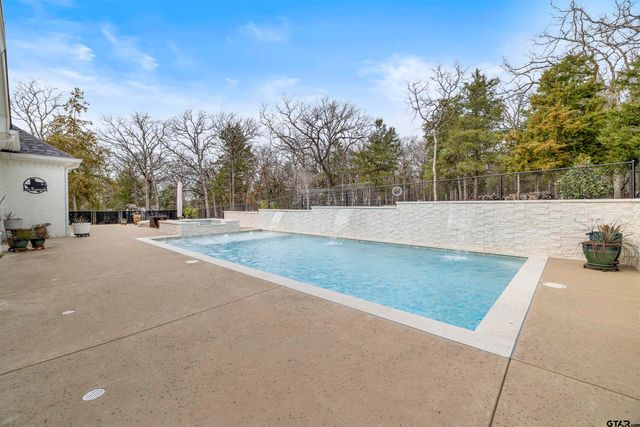 23316 FM 1995, Lindale, TX 75771